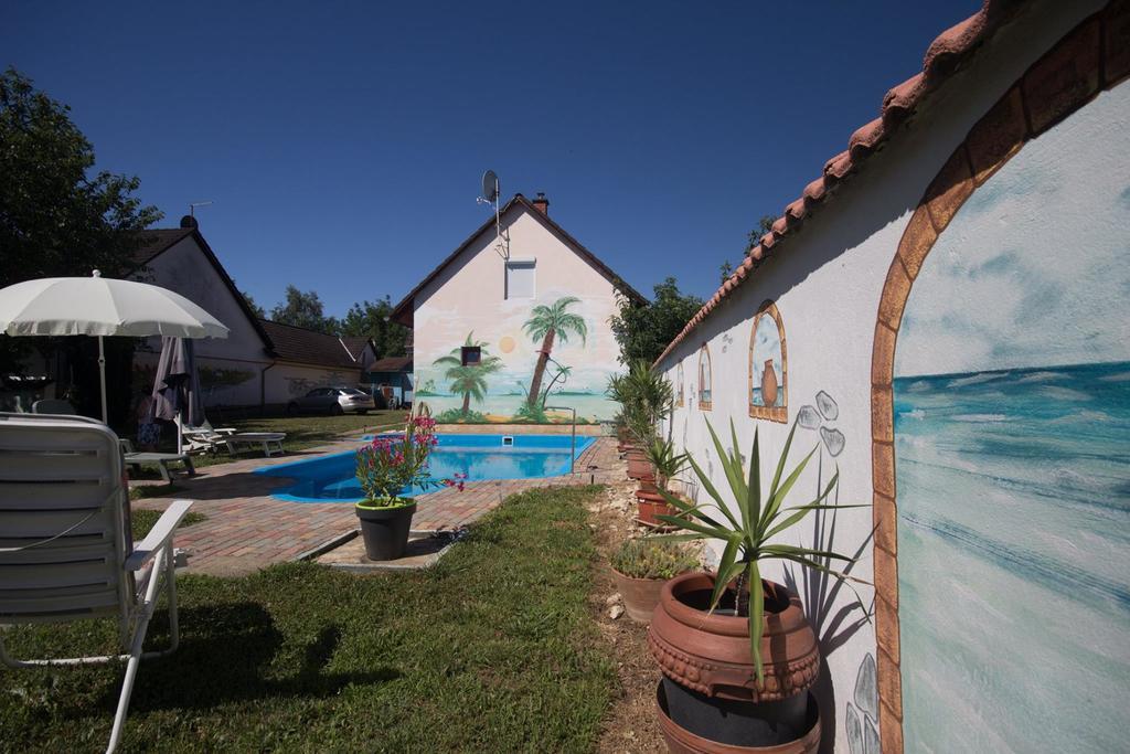 Pension Elisabeth Balatonlelle Extérieur photo