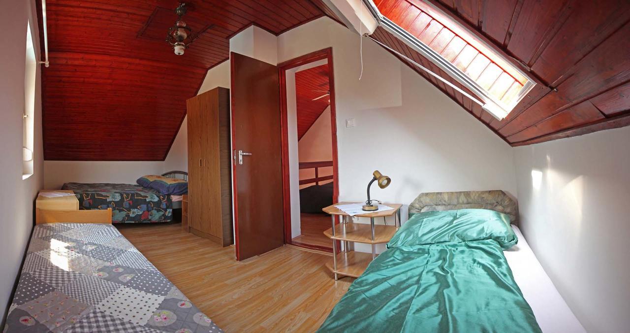 Pension Elisabeth Balatonlelle Extérieur photo